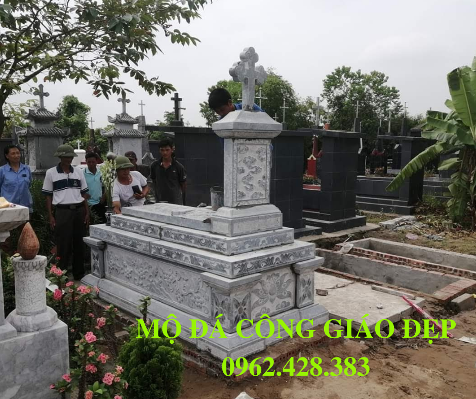 mộ đá công giáo